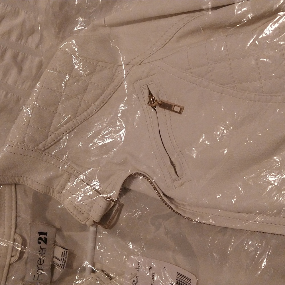 Jacket - Picture 6 of 16